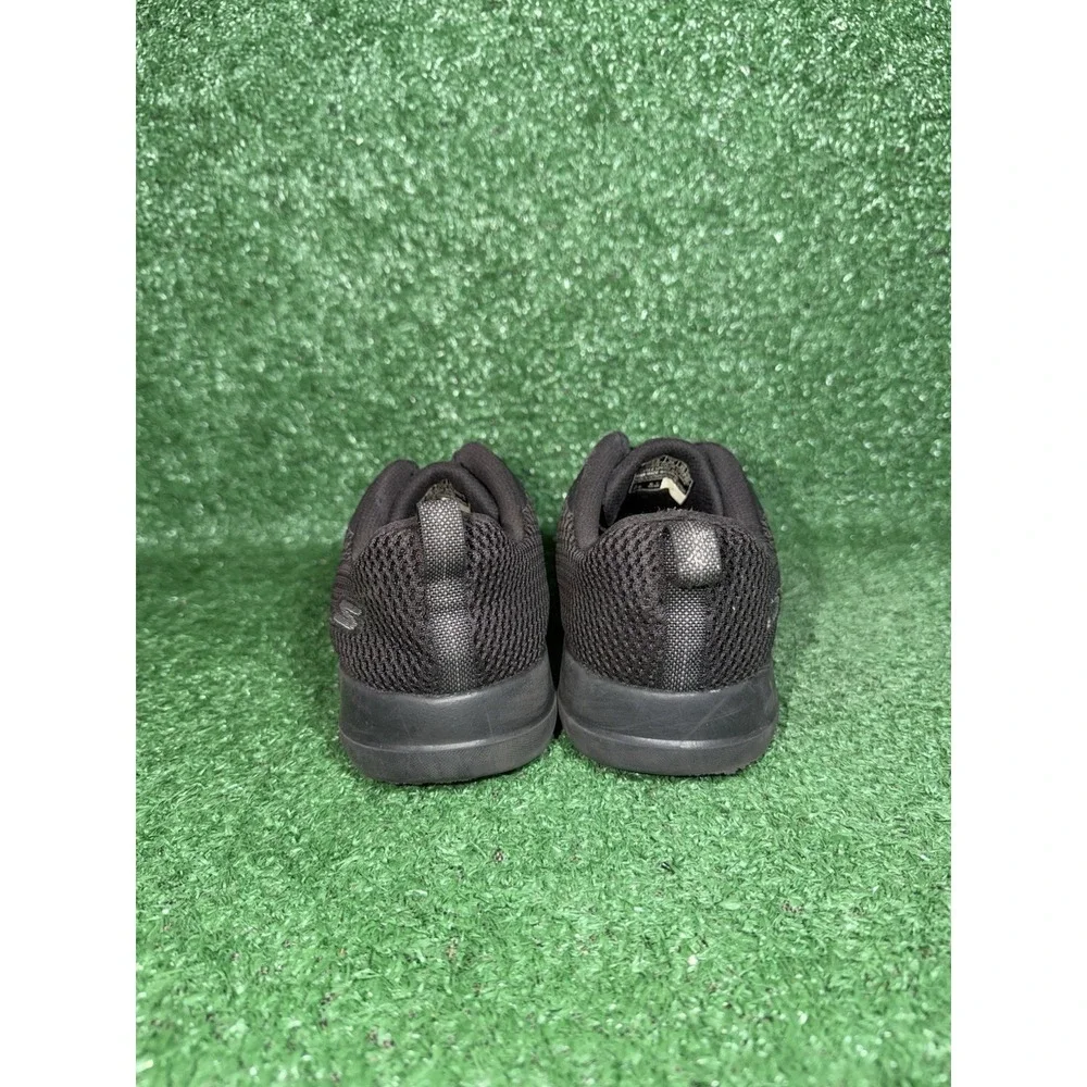 Skechers go walk